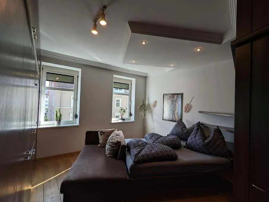 Cosy Room In Tyrolean Flat location